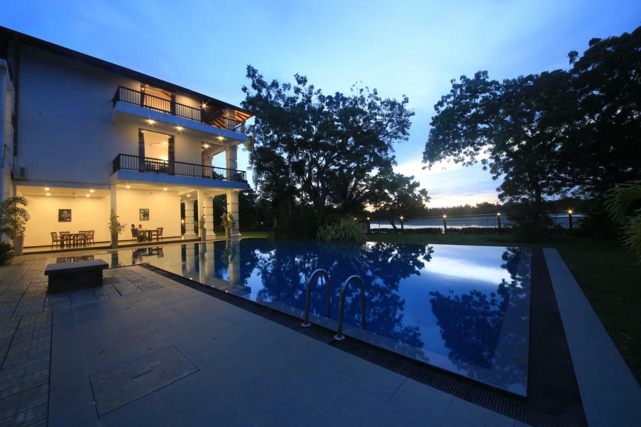 Diya Dahara Lake Resort Yala Exteriör bild